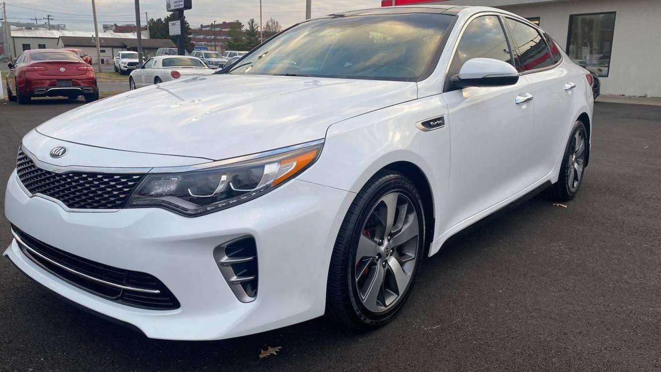 KIA OPTIMA 2017 5XXGW4L25HG125510 image