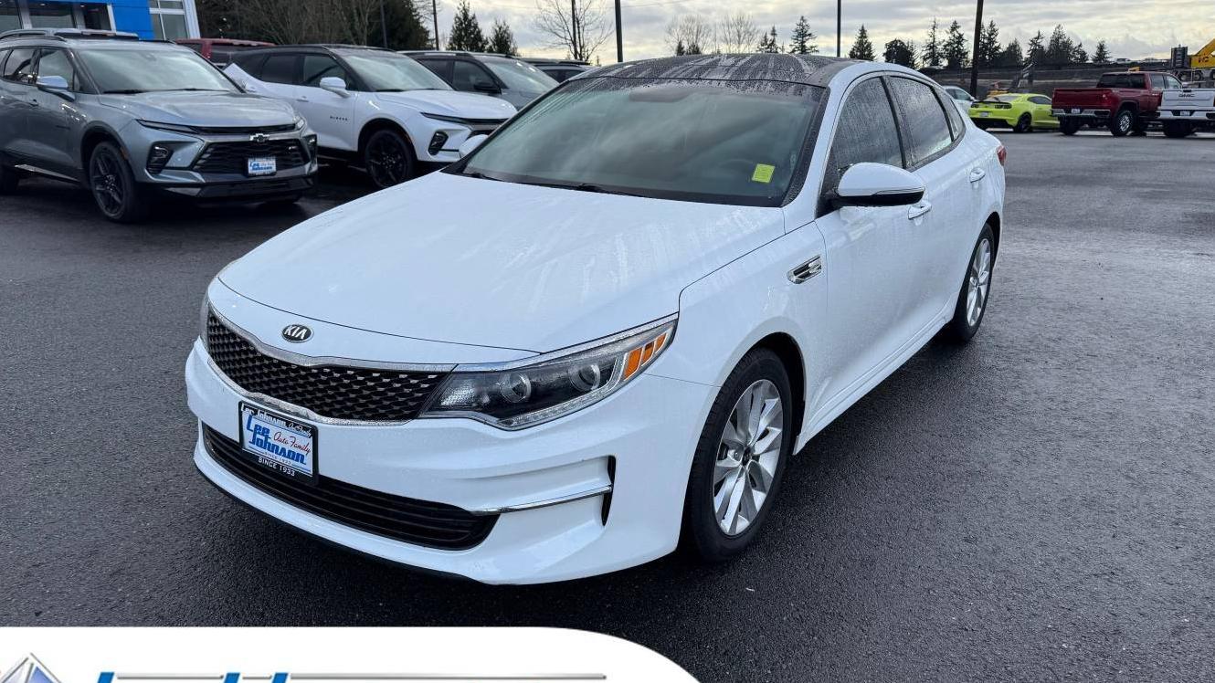 KIA OPTIMA 2017 5XXGU4L37HG151833 image