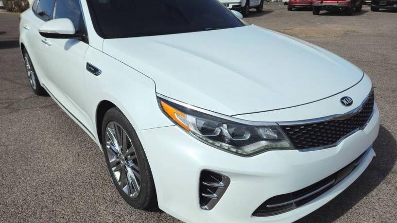 KIA OPTIMA 2017 5XXGV4L22HG132949 image