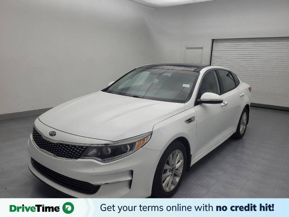 KIA OPTIMA 2017 5XXGU4L32HG175697 image