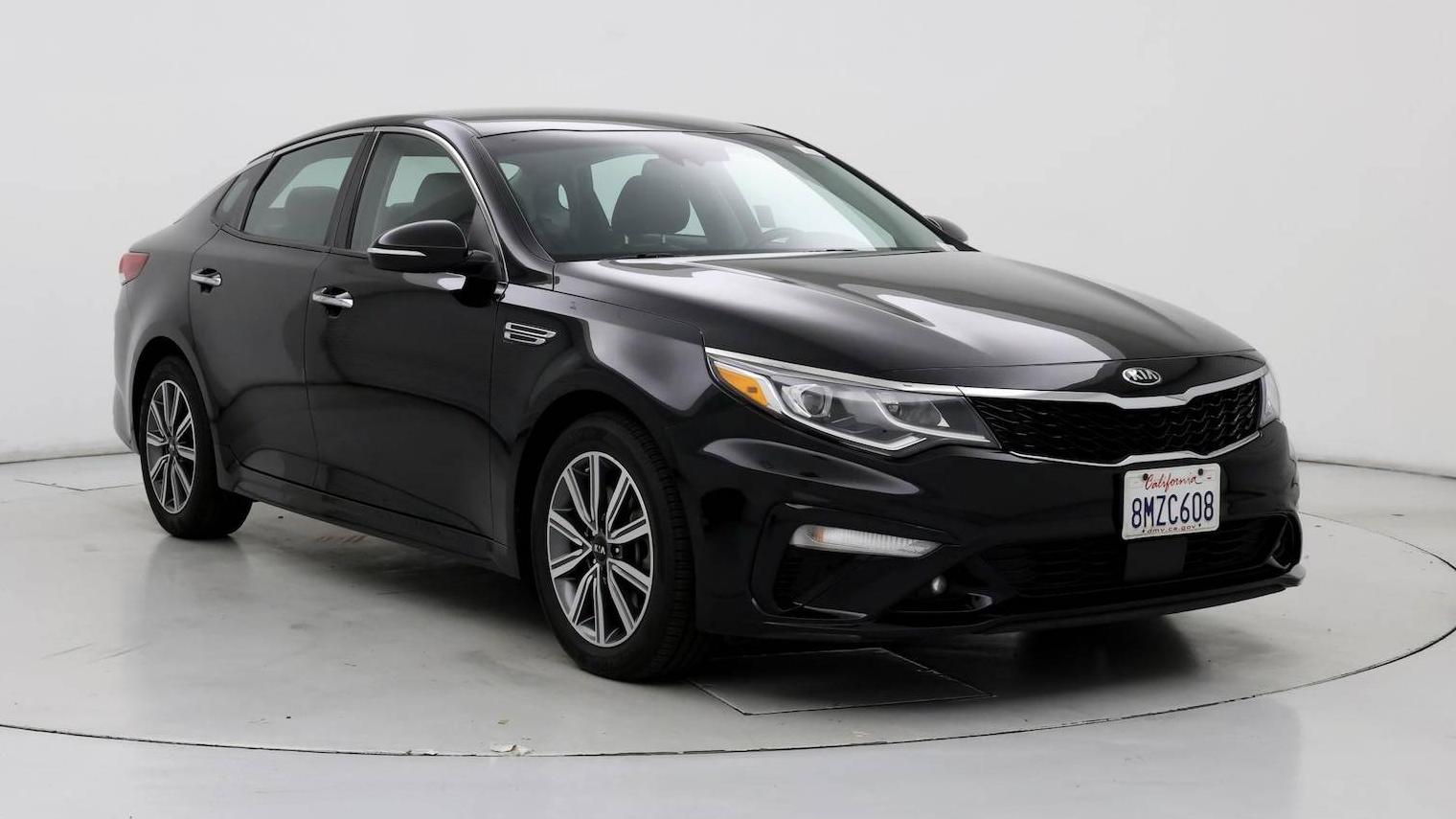 KIA OPTIMA 2020 5XXGU4L17LG406150 image