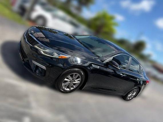 KIA OPTIMA 2020 5XXGT4L31LG451153 image