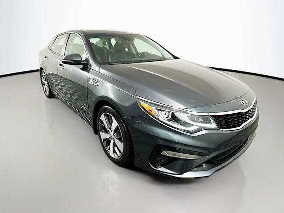KIA OPTIMA 2020 5XXGT4L30LG451225 image
