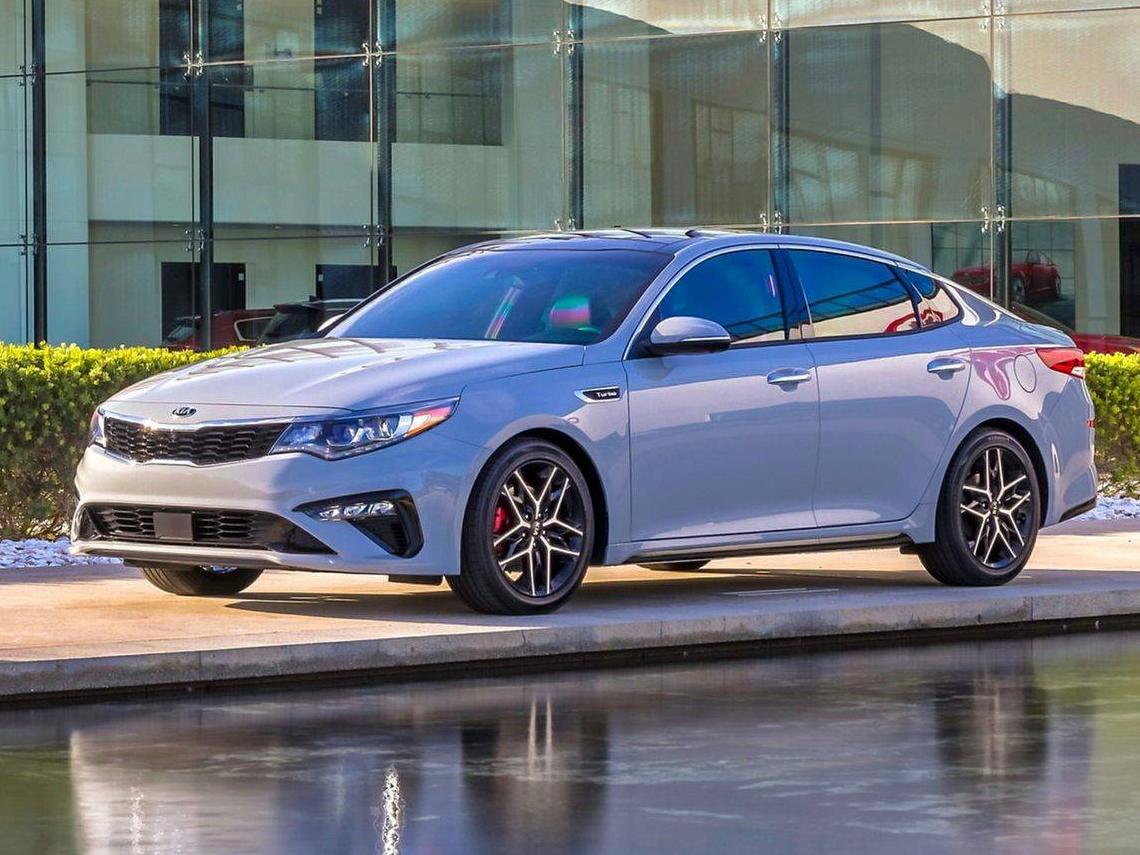 KIA OPTIMA 2020 5XXGW4L25LG408613 image