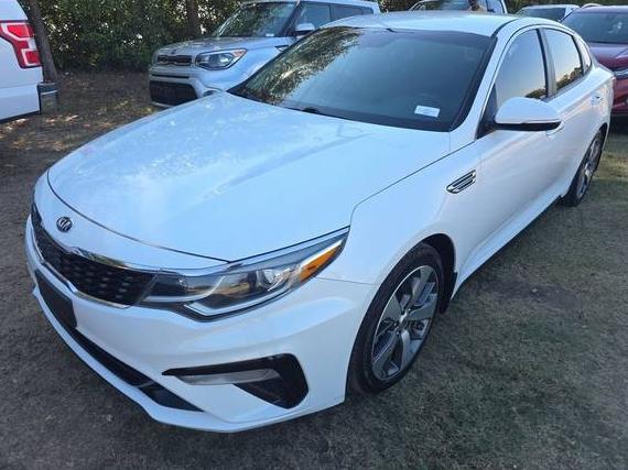 KIA OPTIMA 2020 5XXGT4L38LG405464 image