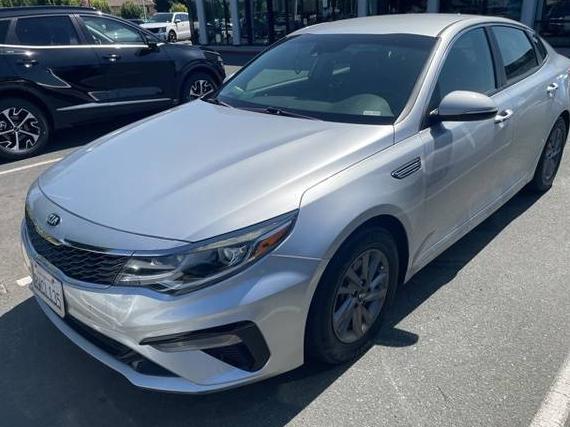 KIA OPTIMA 2020 5XXGT4L33LG381056 image