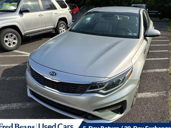 KIA OPTIMA 2020 5XXGT4L37LG400773 image