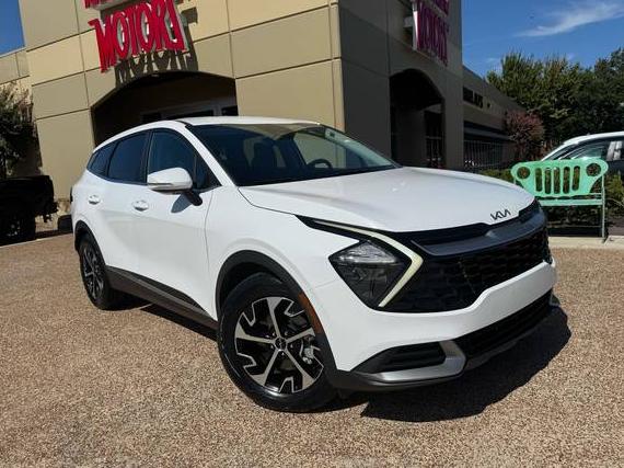 KIA SPORTAGE 2023 5XYK33AF5PG105786 image