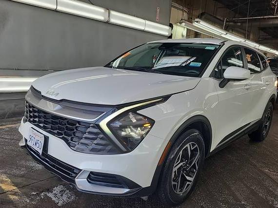 KIA SPORTAGE 2023 KNDPU3AF4P7170936 image