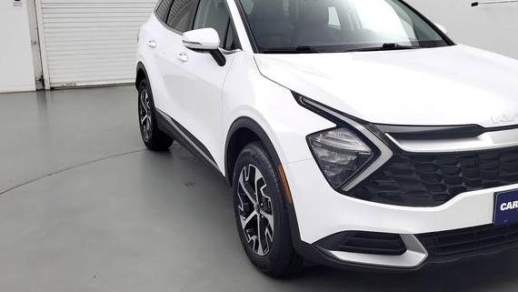 KIA SPORTAGE 2023 5XYK3CAF0PG030883 image