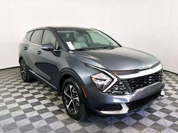 KIA SPORTAGE 2023 KNDPV3AFXP7125125 image