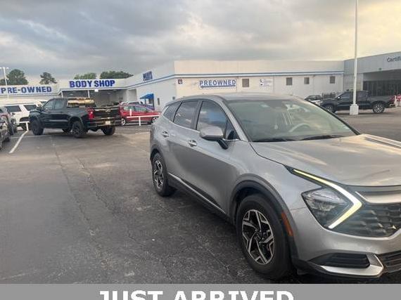 KIA SPORTAGE 2023 KNDPU3AF9P7065454 image
