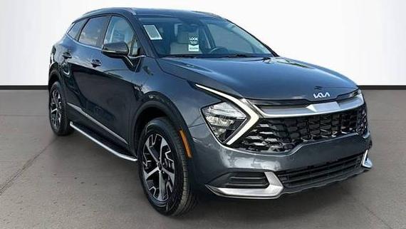 KIA SPORTAGE 2023 KNDPVCAF3P7111728 image