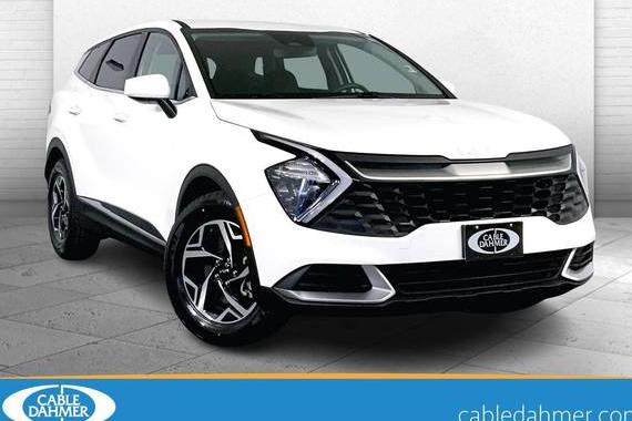 KIA SPORTAGE 2023 KNDPU3AF4P7036072 image