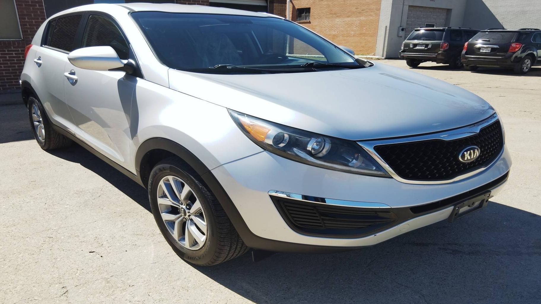 KIA SPORTAGE 2016 KNDPB3AC0G7831941 image