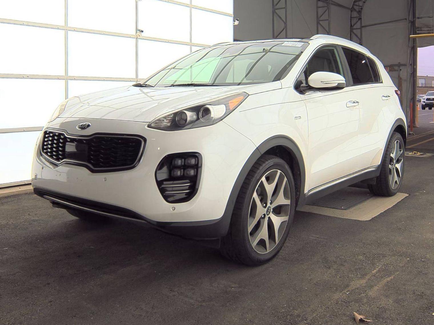 KIA SPORTAGE 2017 KNDPRCA68H7204265 image