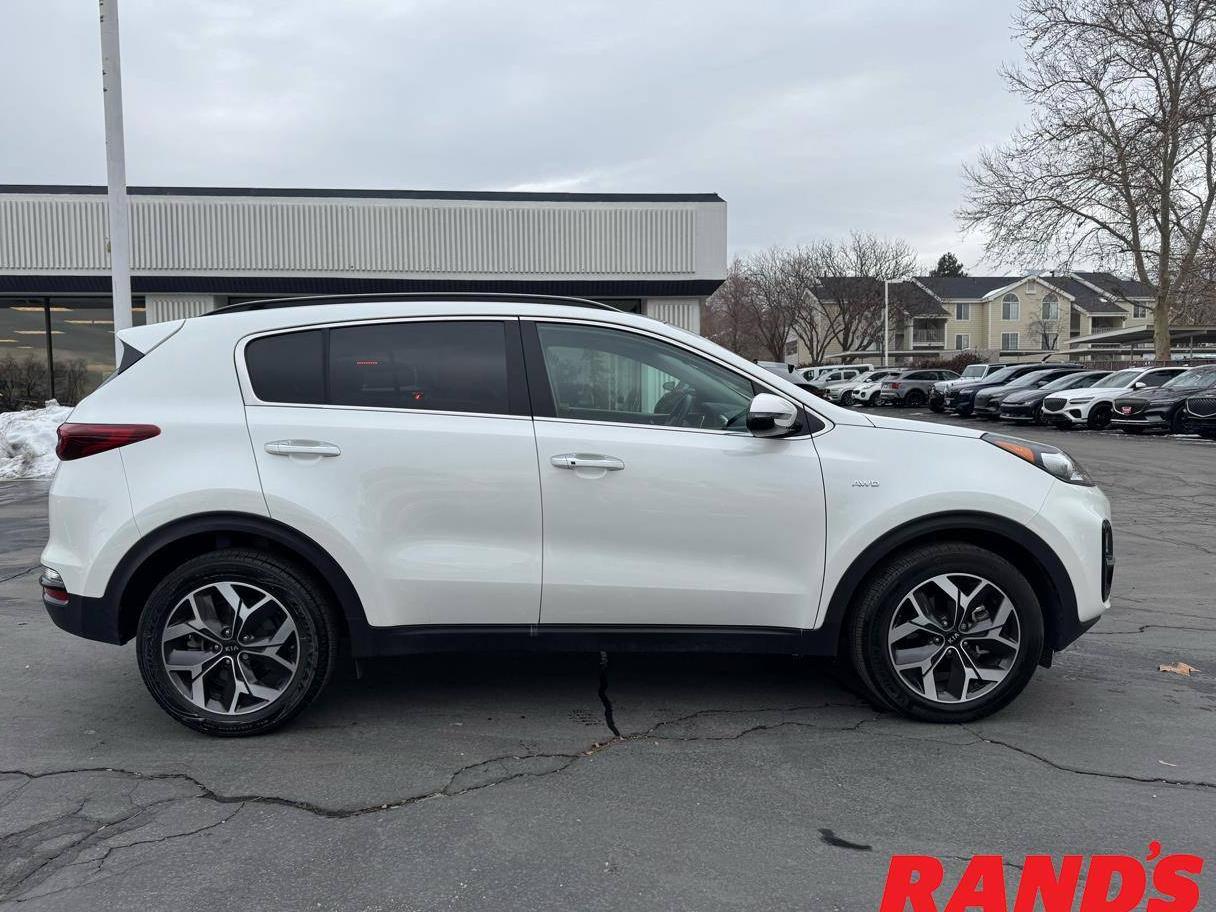 KIA SPORTAGE 2022 KNDPNCAC5N7984836 image