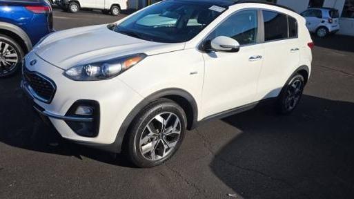 KIA SPORTAGE 2022 KNDPNCAC2N7015947 image