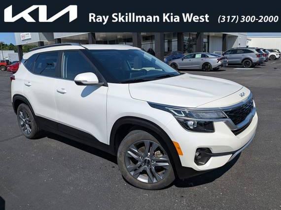 KIA SELTOS 2023 KNDEU2AA0P7444445 image