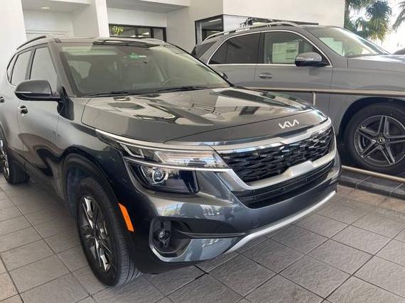 KIA SELTOS 2023 KNDEU2AA1P7380206 image