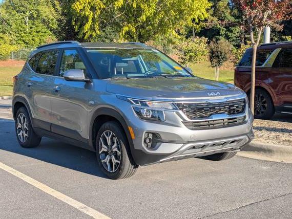 KIA SELTOS 2023 KNDERCAA8P7447942 image