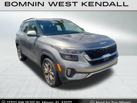 KIA SELTOS 2023 KNDETCA25P7355438 image