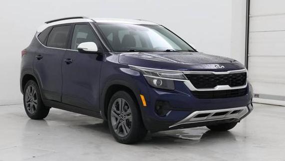 KIA SELTOS 2023 KNDEU2AA1P7415598 image