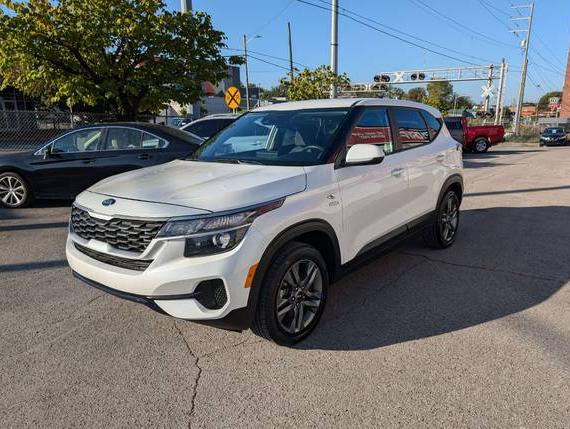 KIA SELTOS 2023 KNDEPCAA0P7448377 image