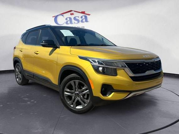 KIA SELTOS 2023 KNDEU2AA8P7393048 image