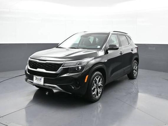 KIA SELTOS 2023 KNDERCAA1P7410411 image