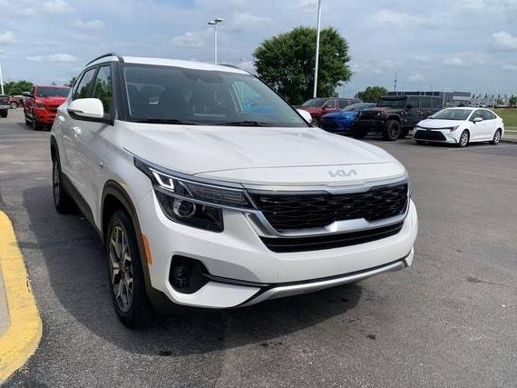 KIA SELTOS 2023 KNDERCAA3P7395586 image