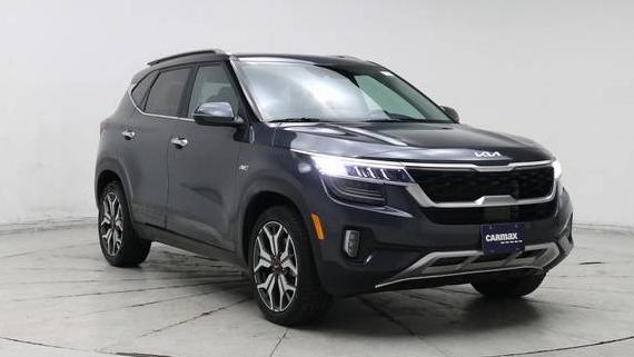 KIA SELTOS 2023 KNDETCA26P7397813 image
