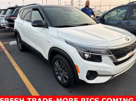 KIA SELTOS 2021 KNDEUCAA1M7135603 image