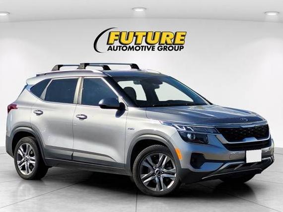 KIA SELTOS 2021 KNDEUCAA1M7124777 image