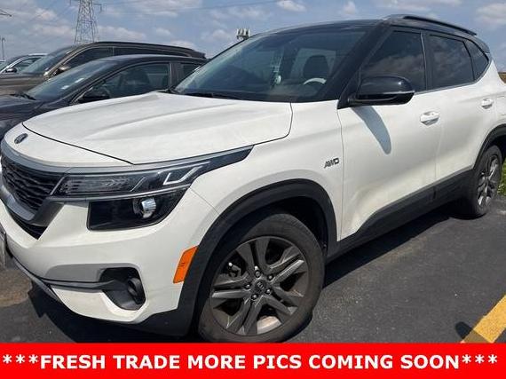 KIA SELTOS 2021 KNDEUCAA0M7099886 image