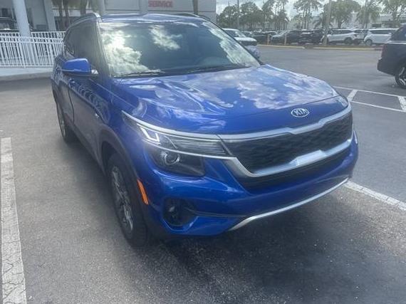 KIA SELTOS 2021 KNDEUCAA6M7081439 image