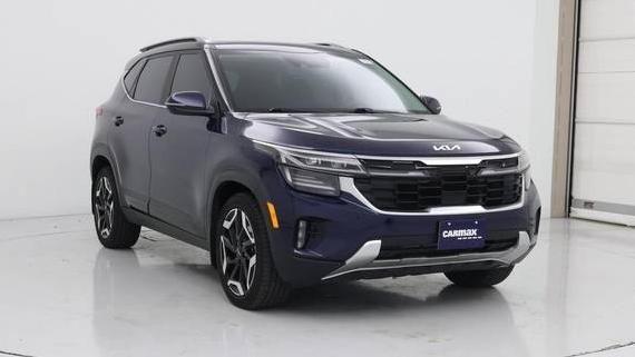 KIA SELTOS 2024 KNDETCA78R7488208 image