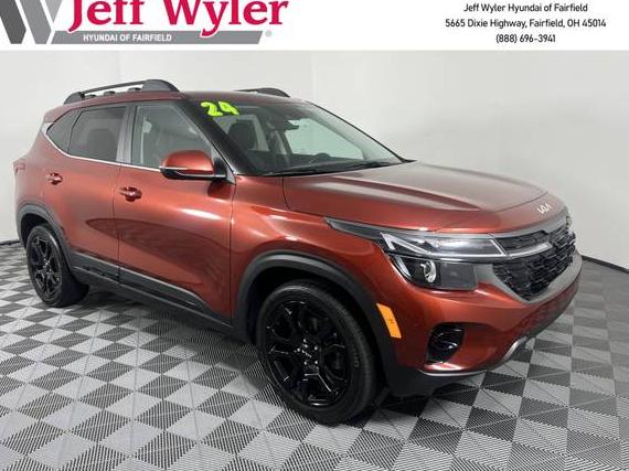KIA SELTOS 2024 KNDEUCA78R7516716 image
