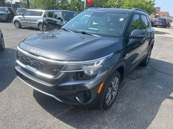 KIA SELTOS 2022 KNDERCAA2N7311741 image