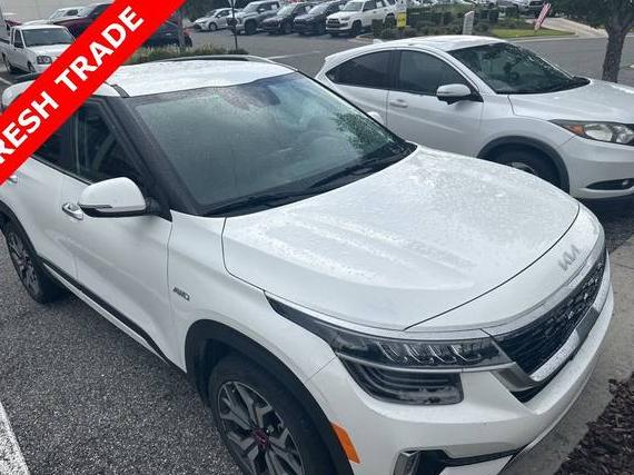 KIA SELTOS 2022 KNDETCA2XN7238872 image