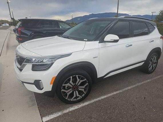 KIA SELTOS 2022 KNDETCA20N7278829 image