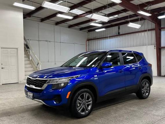 KIA SELTOS 2022 KNDEPCAA6N7338348 image