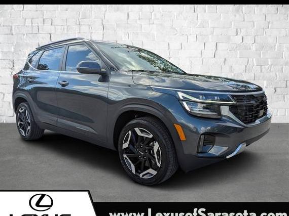 KIA SELTOS 2025 KNDETCA74S7679551 image