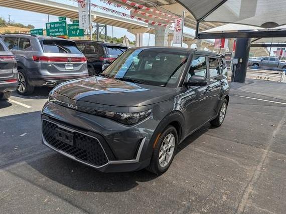 KIA SOUL 2023 KNDJ23AU5P7884990 image
