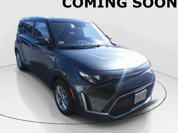KIA SOUL 2023 KNDJ23AU2P7878127 image