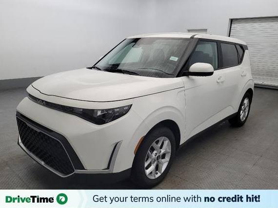 KIA SOUL 2023 KNDJ23AU9P7875984 image