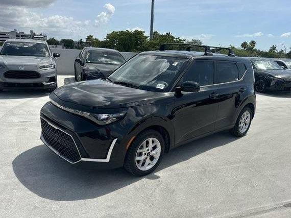 KIA SOUL 2023 KNDJ23AU2P7857360 image