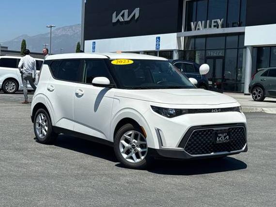 KIA SOUL 2023 KNDJ23AU3P7861093 image
