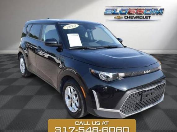 KIA SOUL 2023 KNDJ23AU4P7869591 image