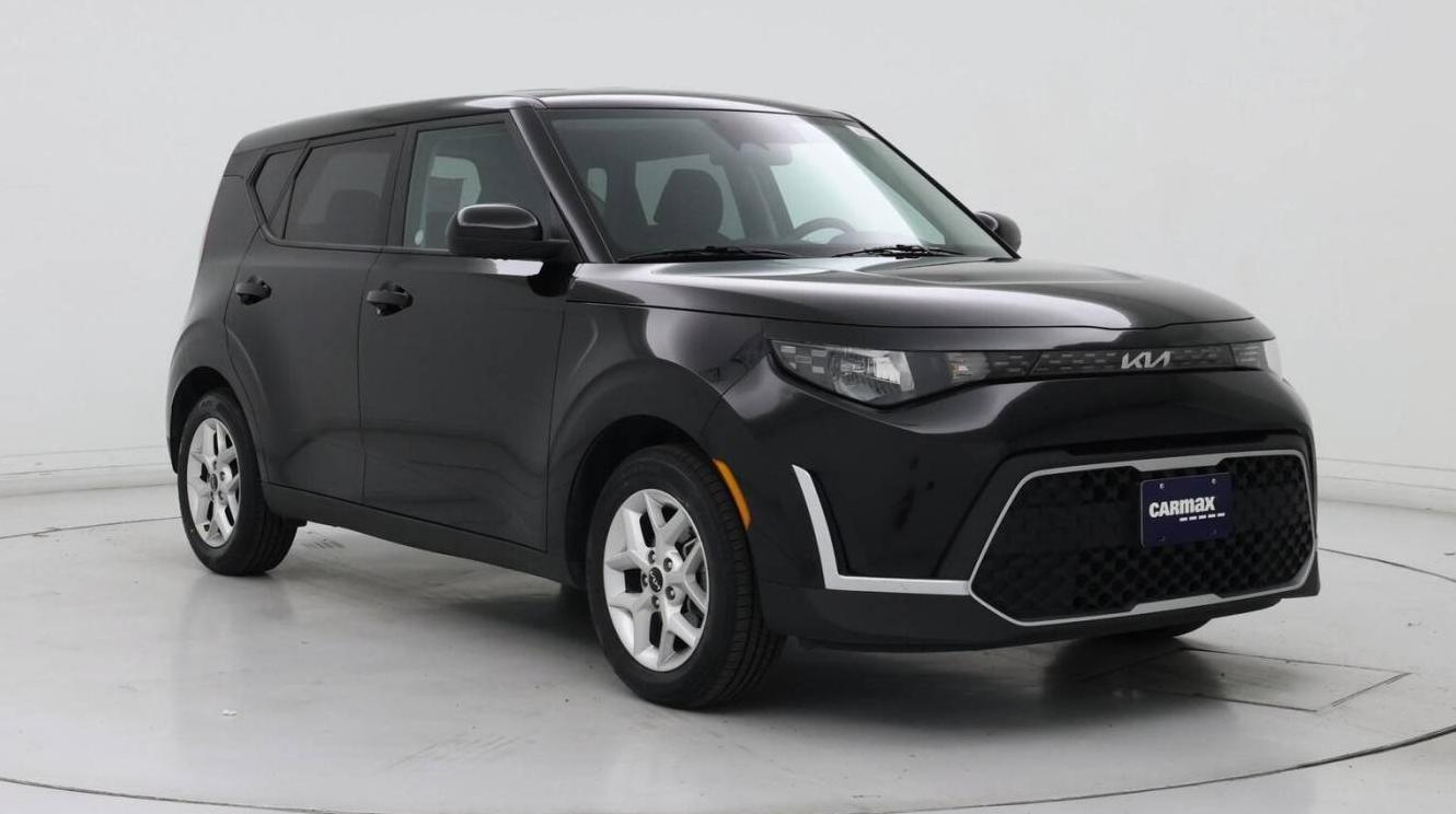 KIA SOUL 2023 KNDJ23AU1P7870374 image